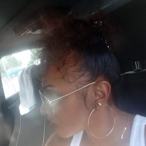 Meet your Posher, Nelle